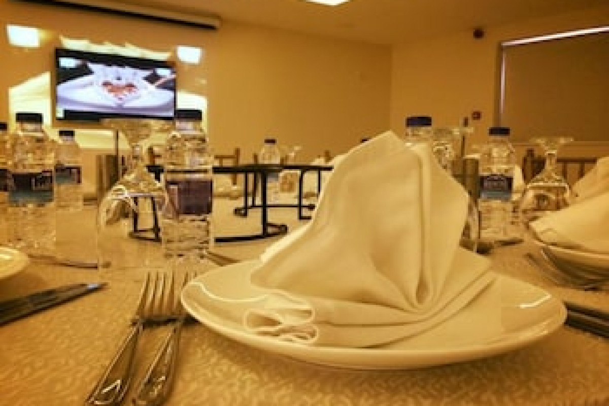 CITY ROSE HOTEL SUITES