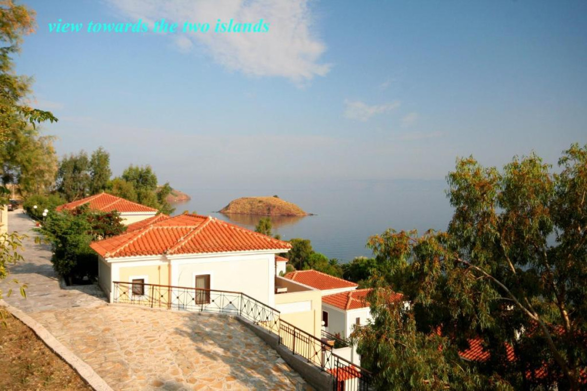 Clara Resort
