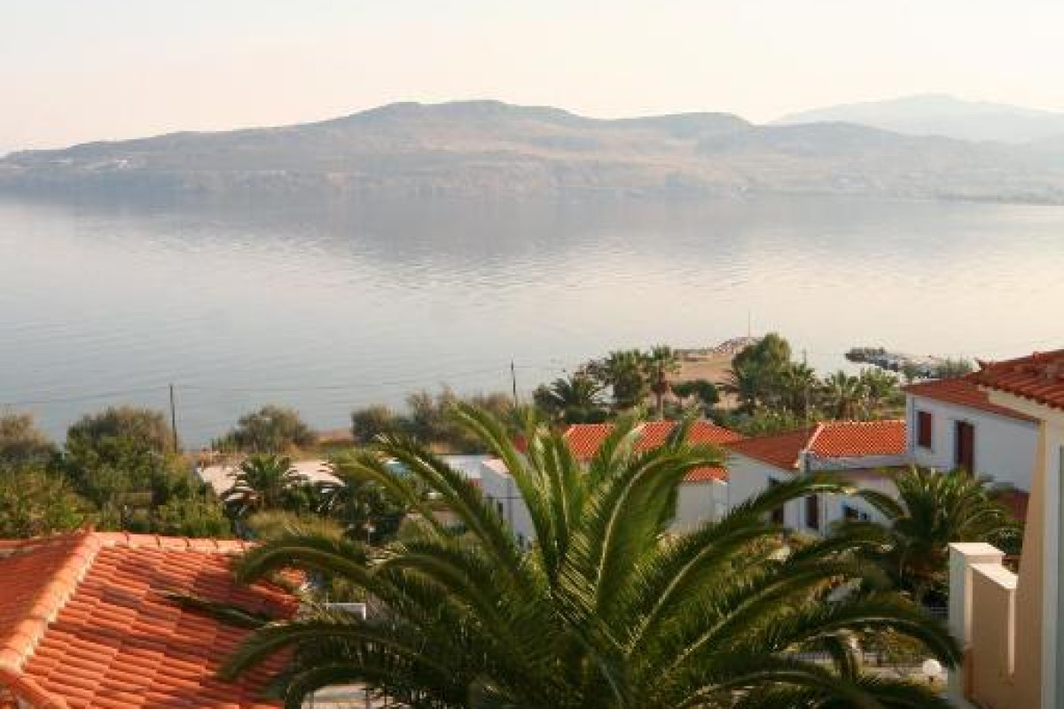 Clara Resort