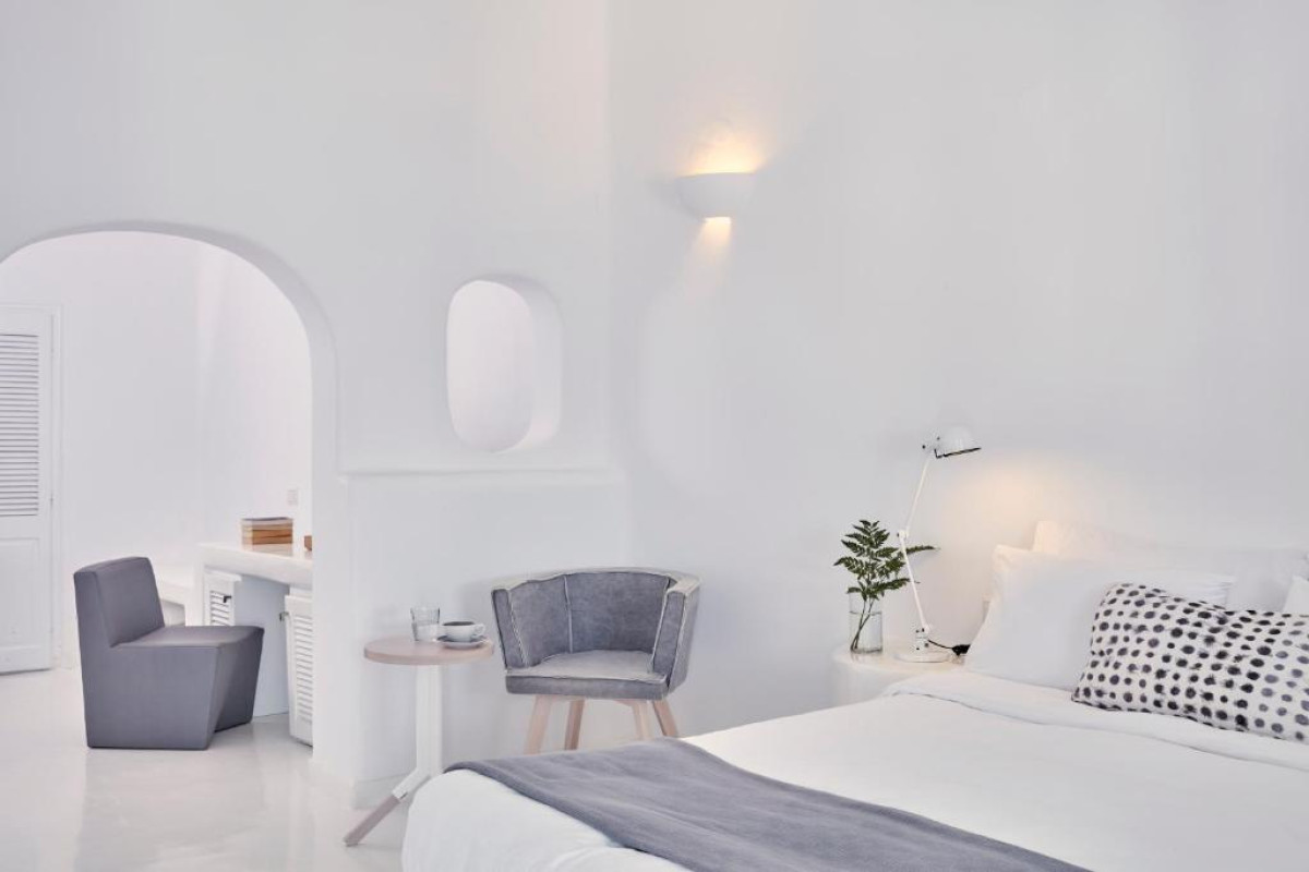Cliff Side Suites