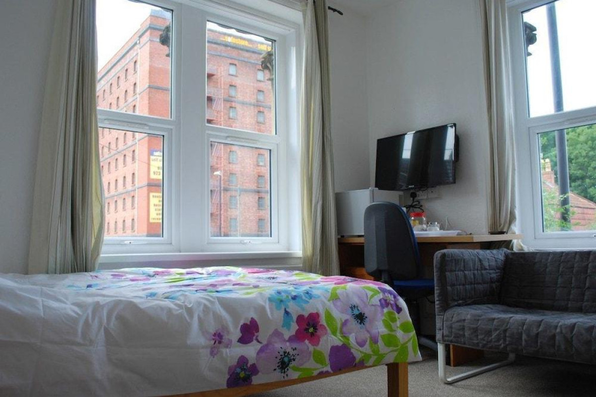 Clift Guest House