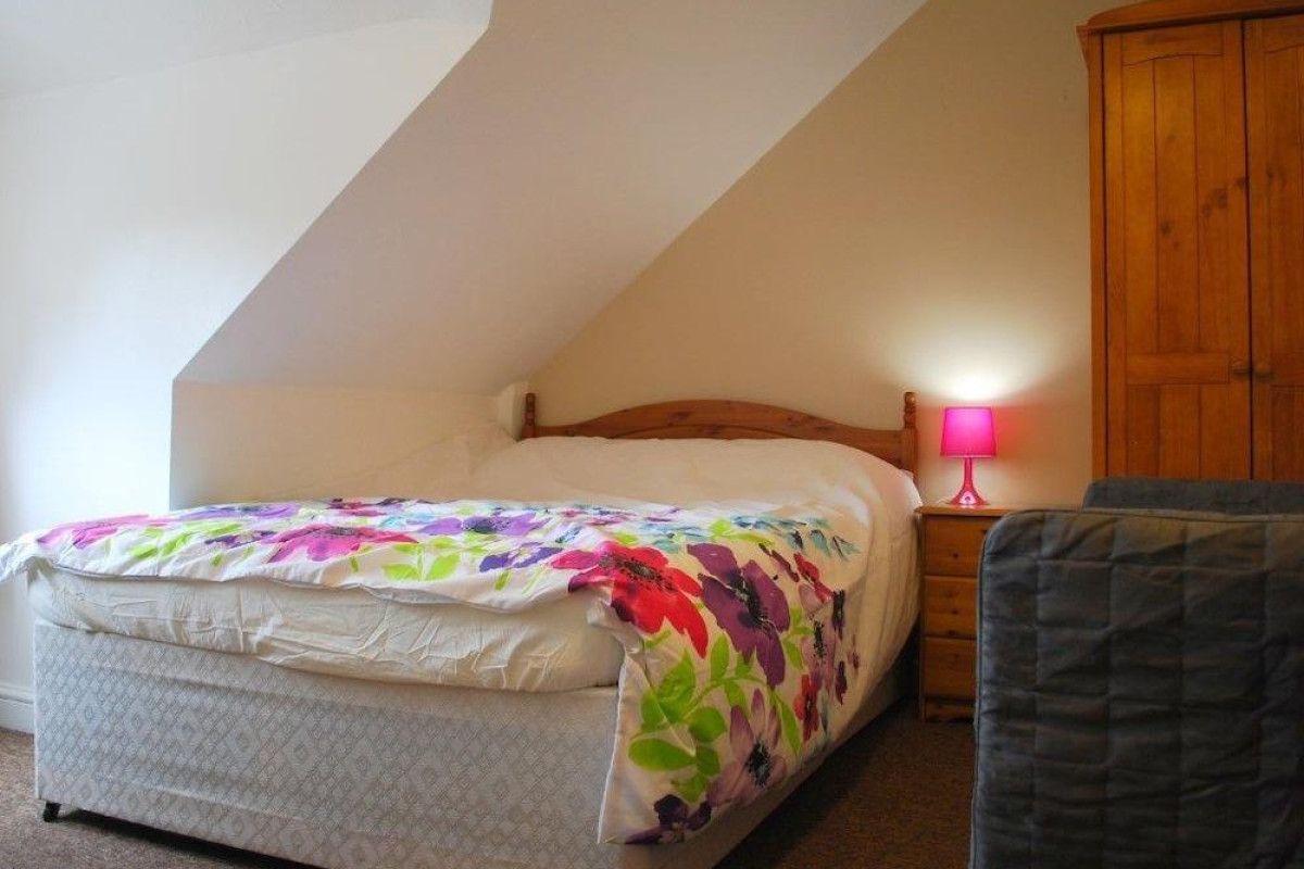 Clift Guest House