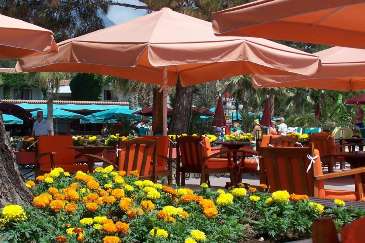 CLUB BORAN MARE BEACH
