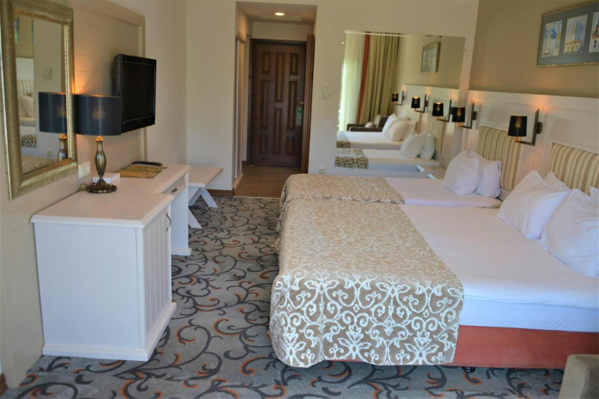 CLUB BORAN MARE BEACH