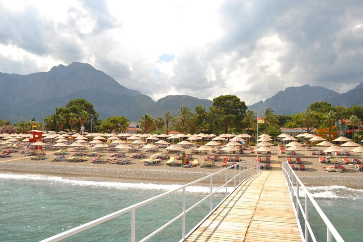 CLUB BORAN MARE BEACH