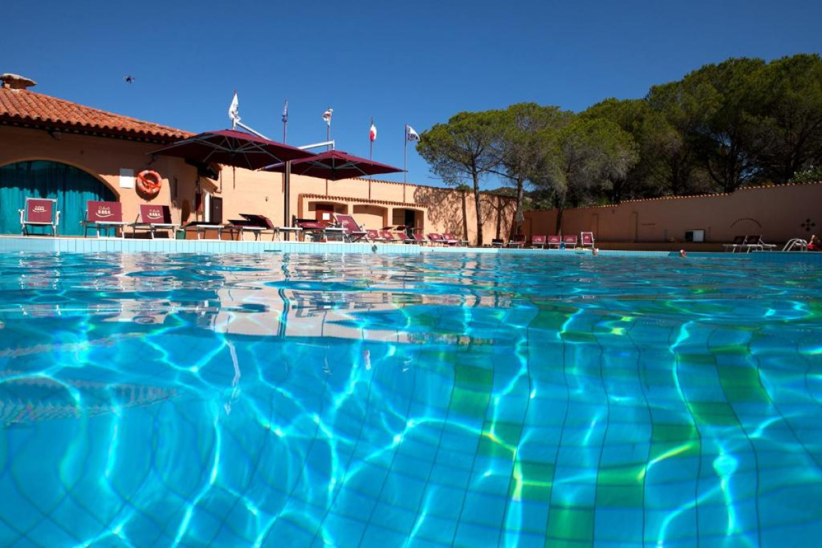 Hotel Club Esse Cala Bitta