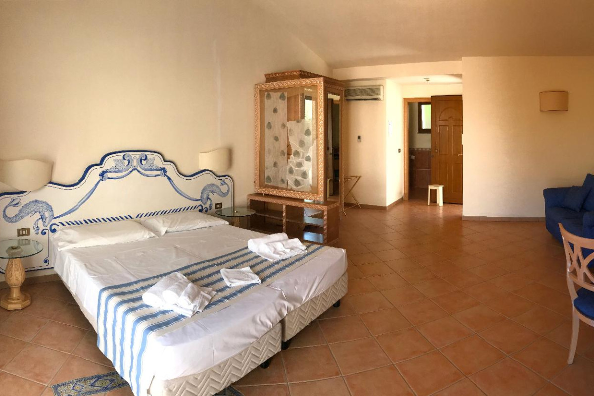 Club Esse Palmasera Il Borgo