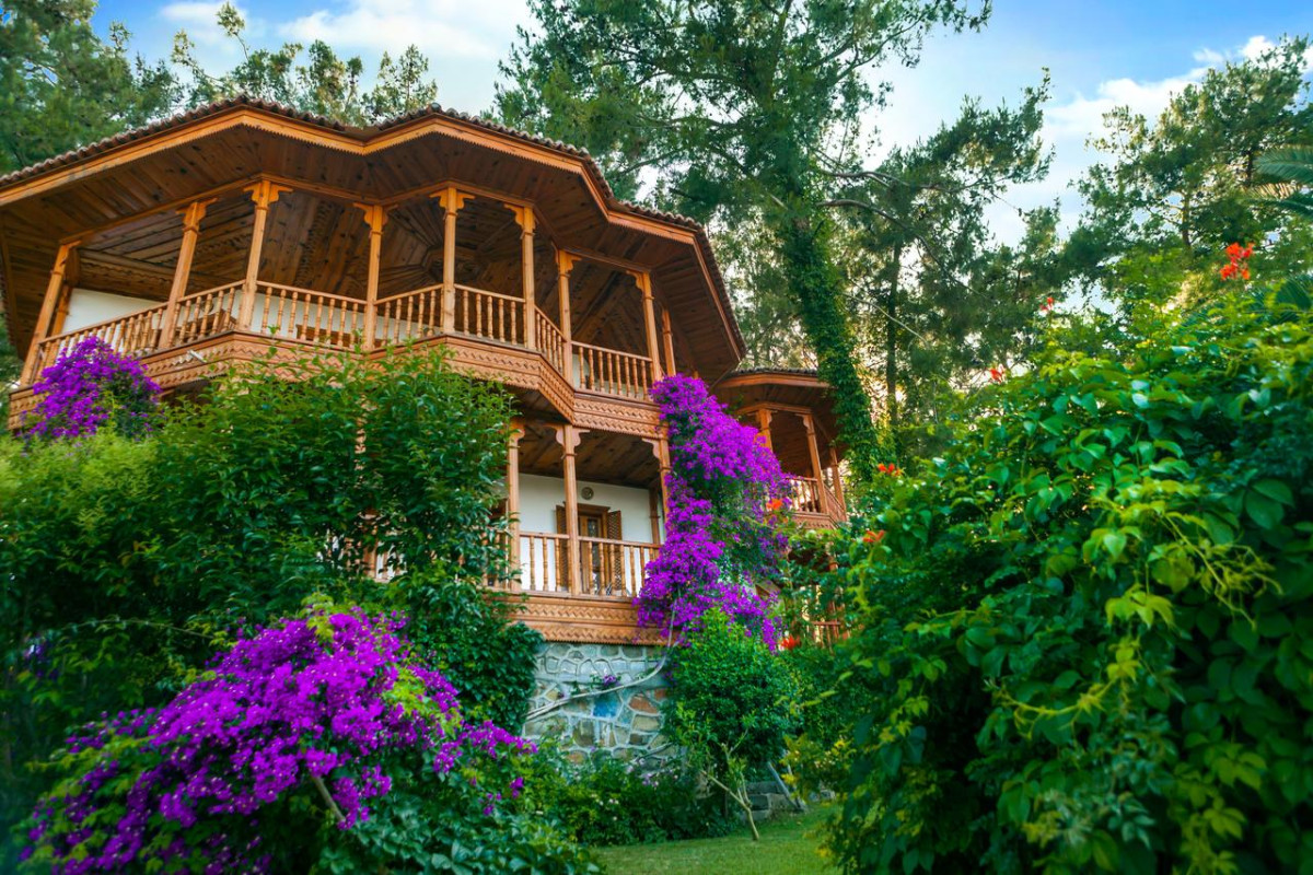 LETOONIA CLUB HOTEL