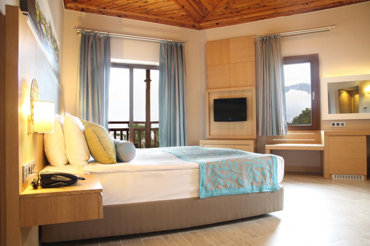 LETOONIA CLUB HOTEL