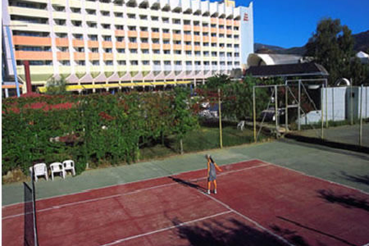 CLUB HOTEL MAXIMA