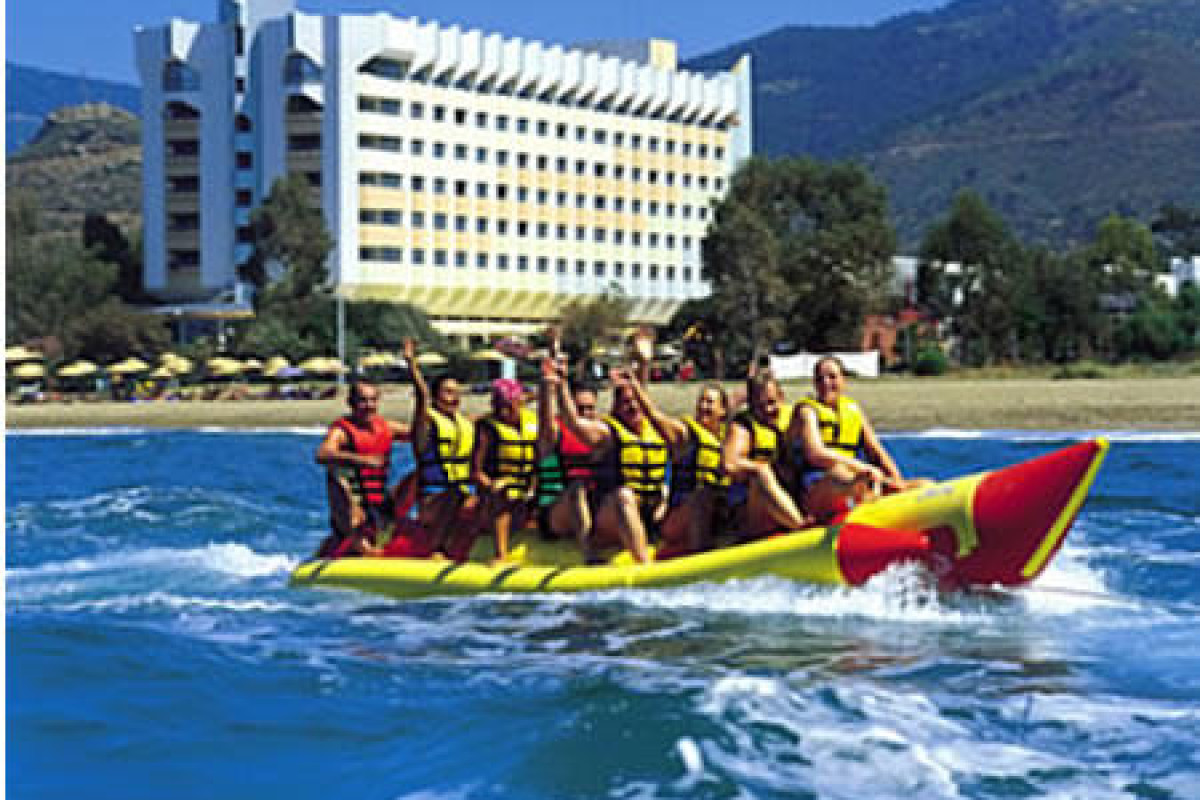 CLUB HOTEL MAXIMA