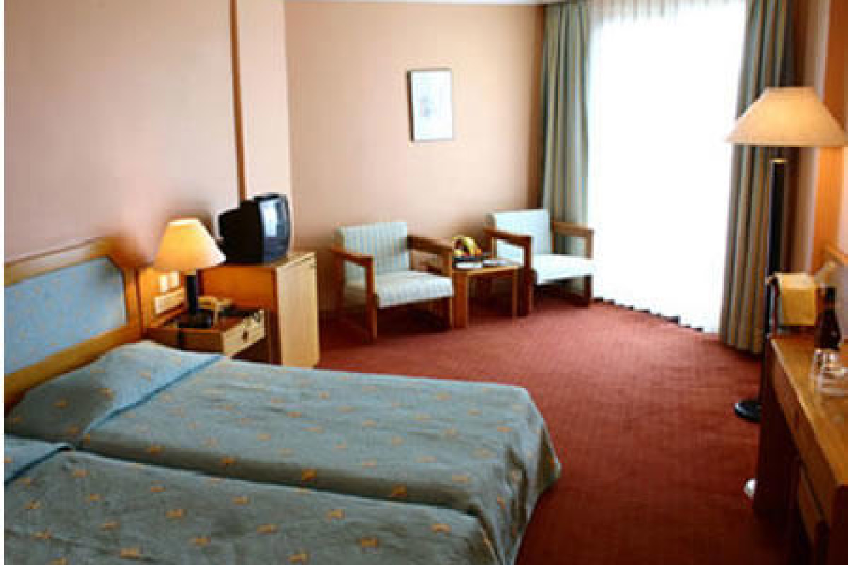 CLUB HOTEL MAXIMA