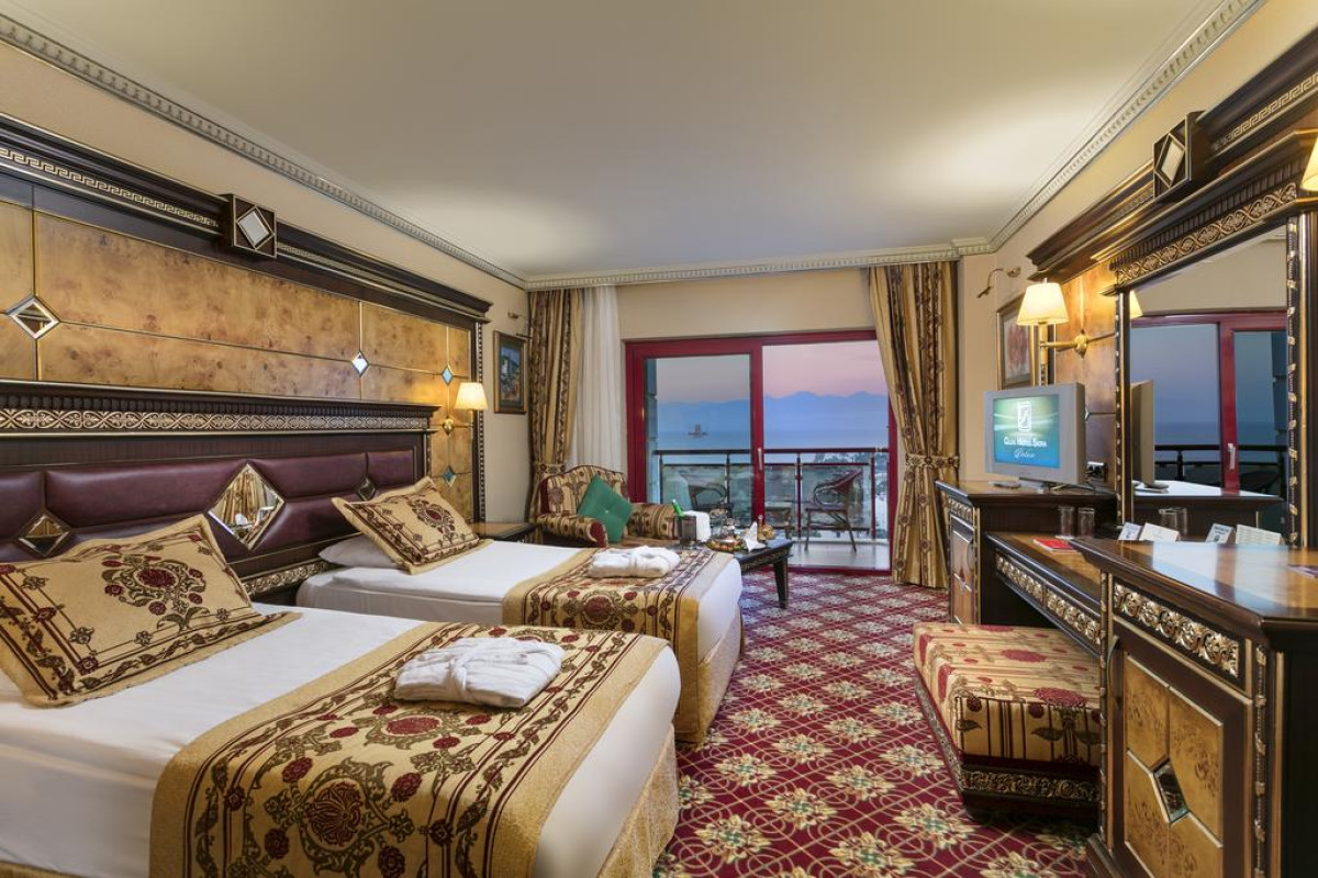 CLUB HOTEL SERA DELUXE