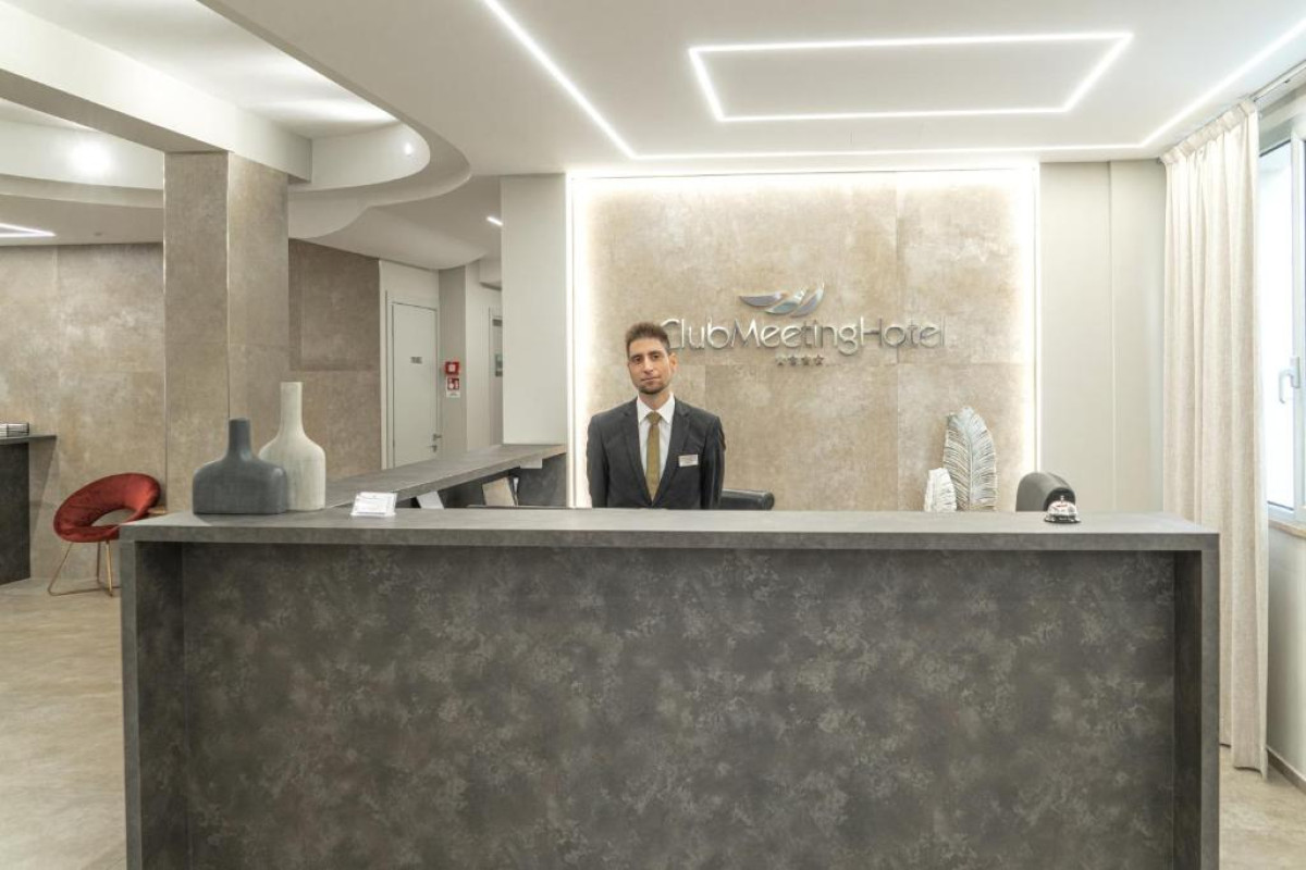 Club Meeting Hotel