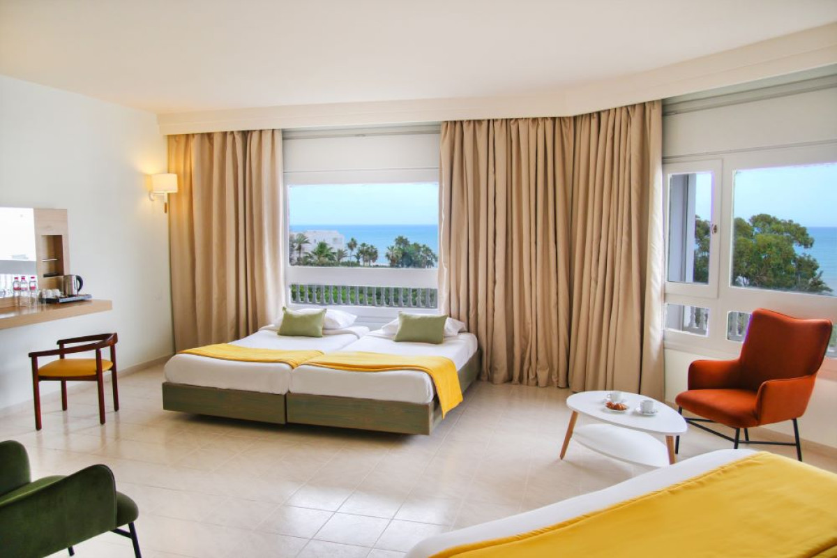 SOL AZUR BEACH CONGRES