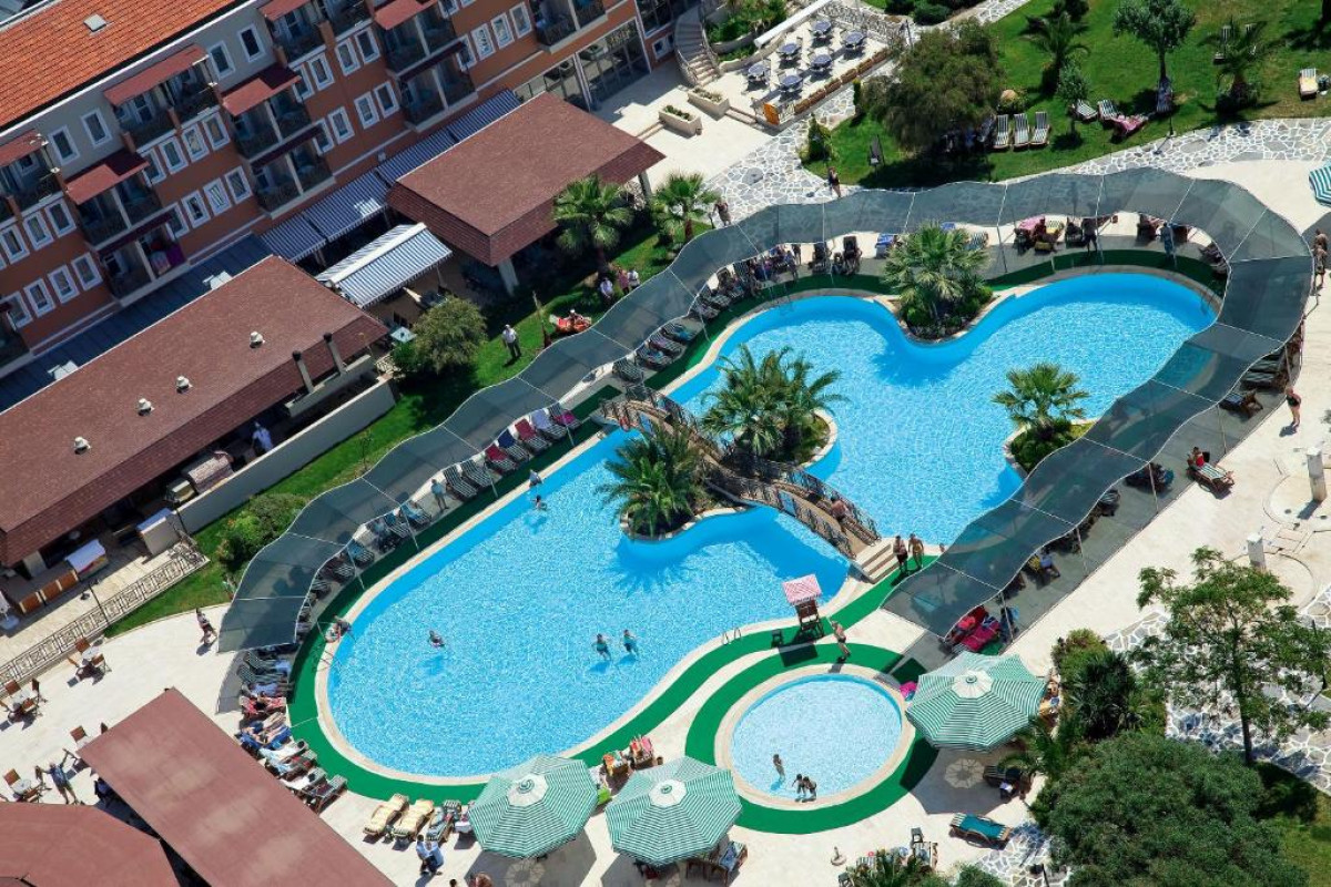 Club Yali Hotel & Resort