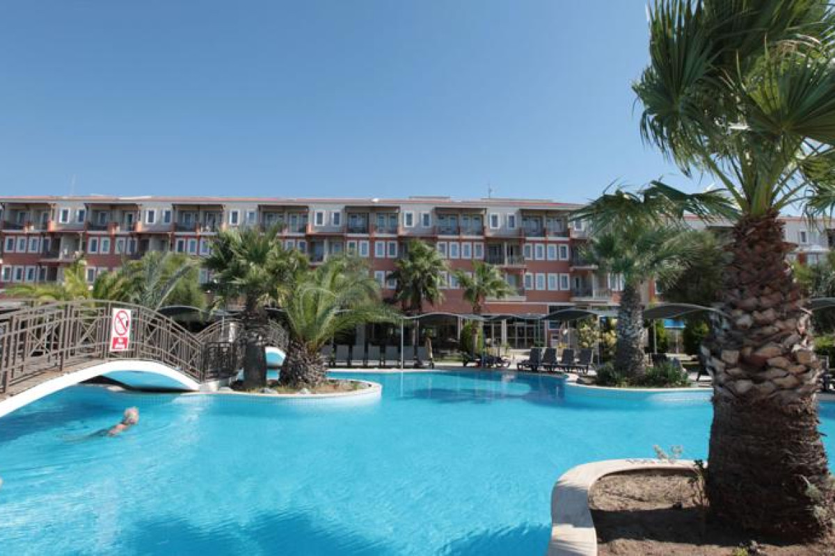 CLUB YALI HOTEL & RESORT