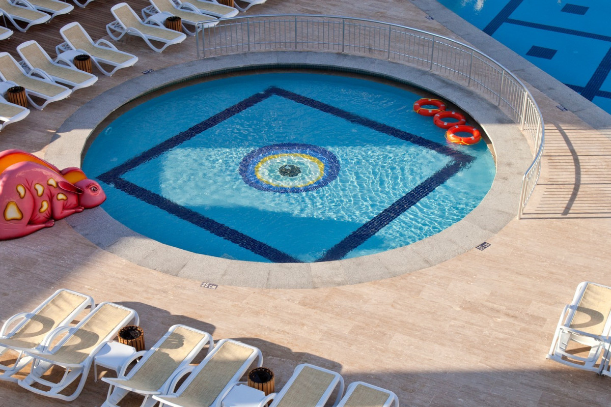 Oz Hotels Side Premium