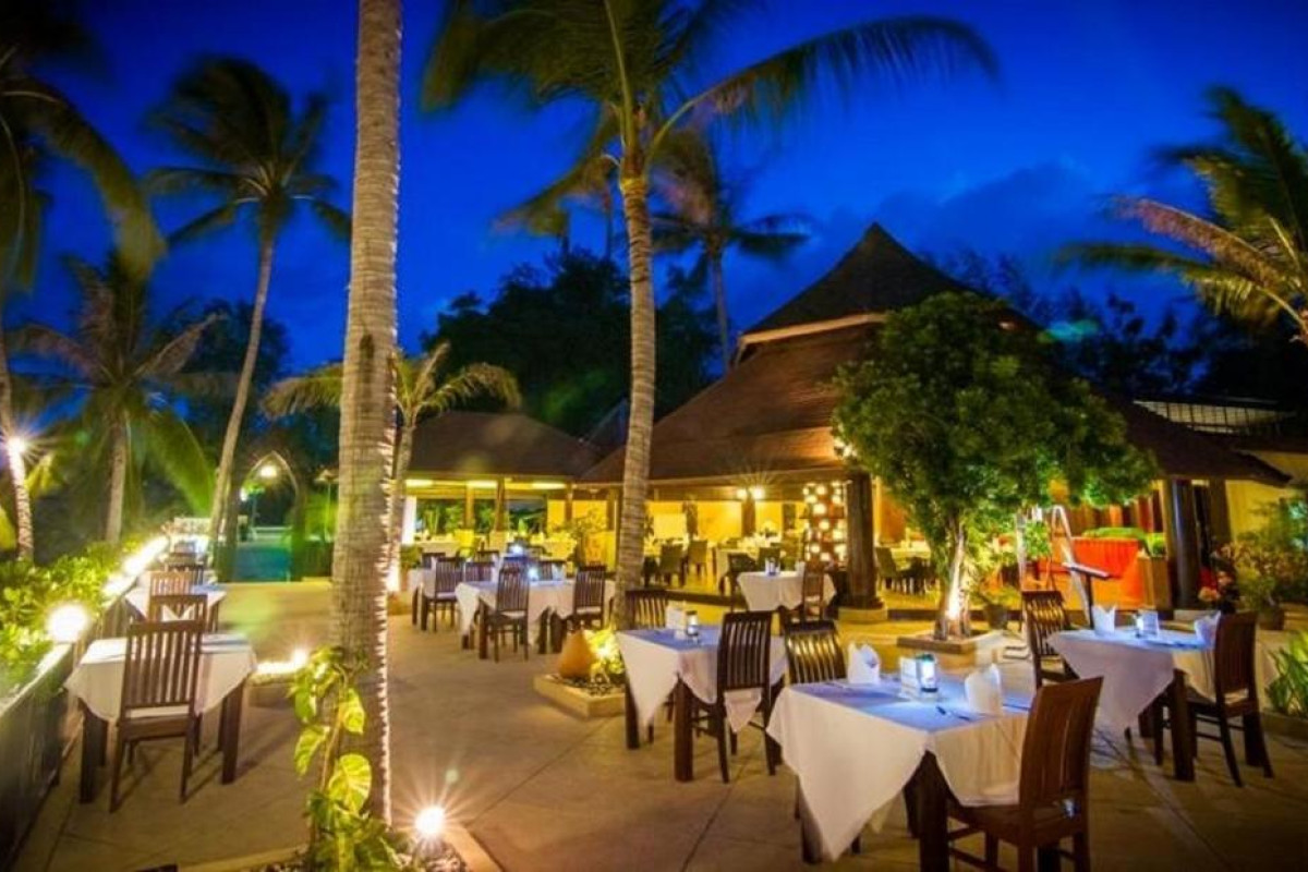 Coco Palm Beach Resort