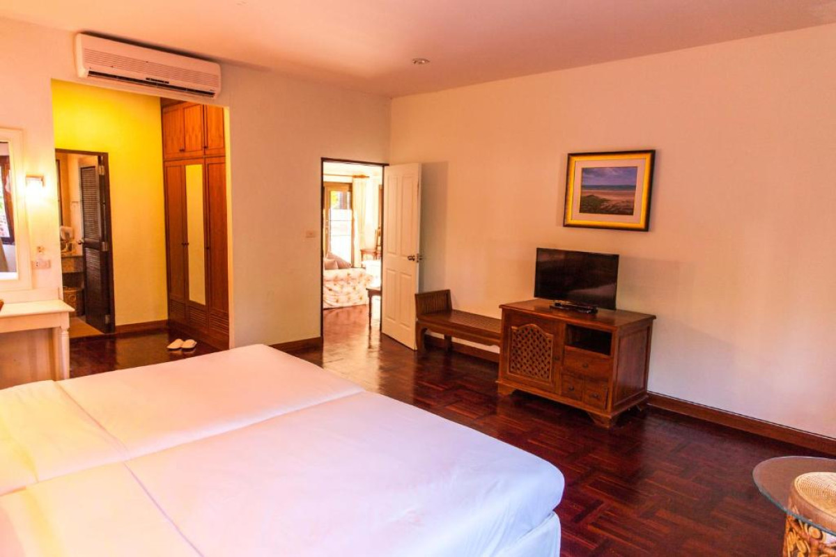 Coco Palm Beach Resort