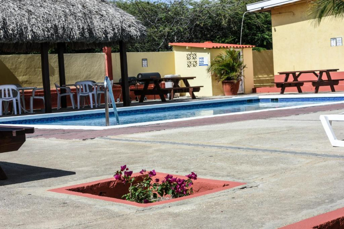 Coconut Inn