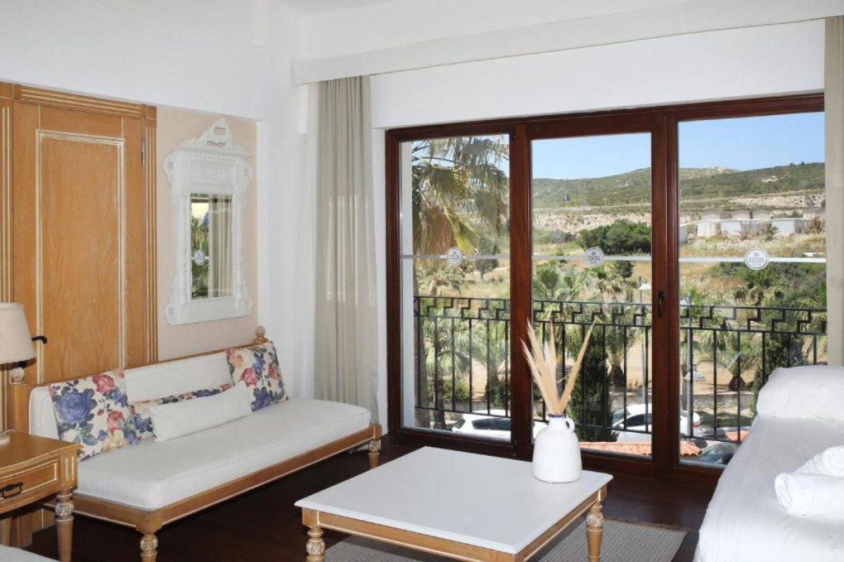 SOLTO HOTEL ( Boutique )