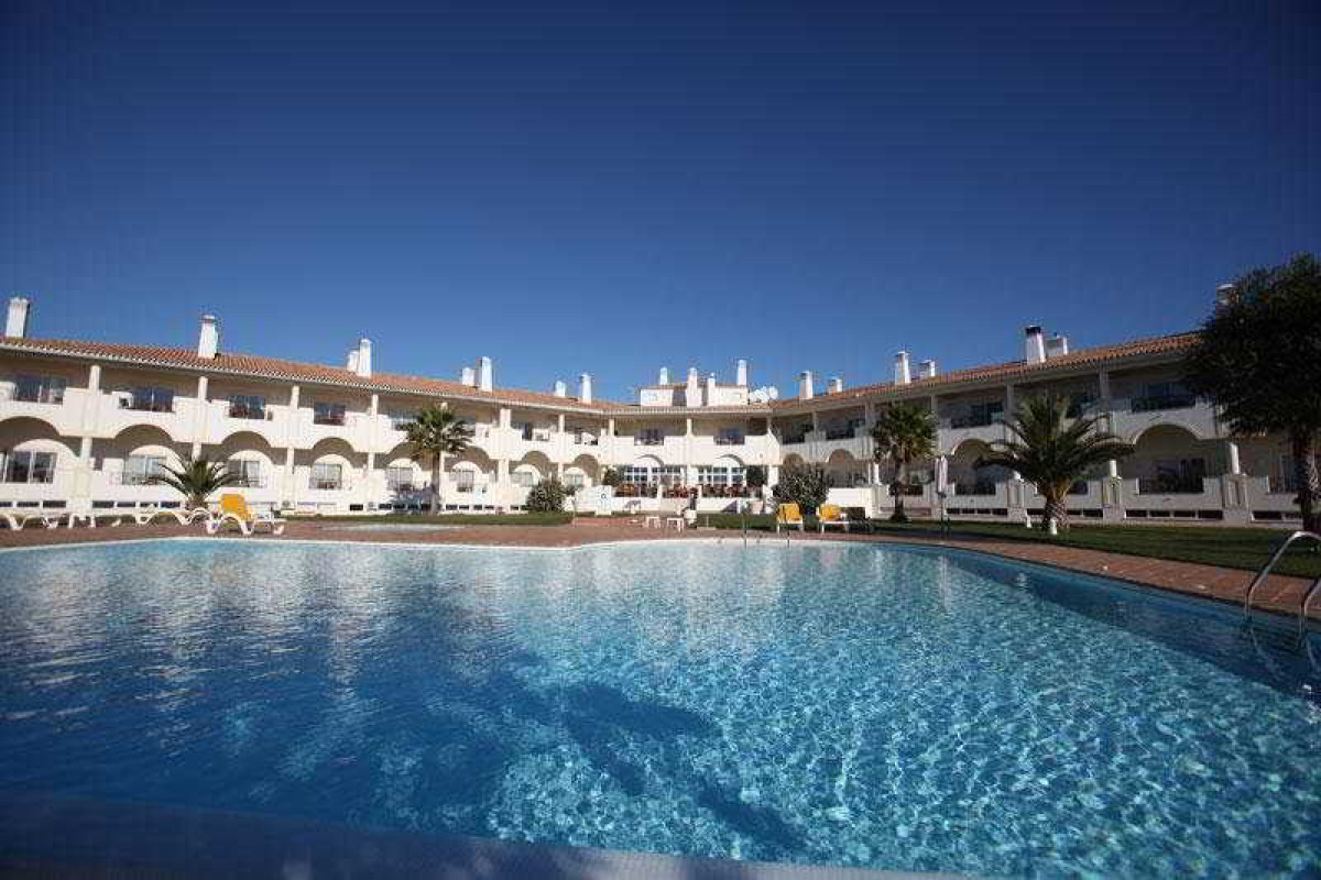 Colina Verde Golf & Sports Resort
