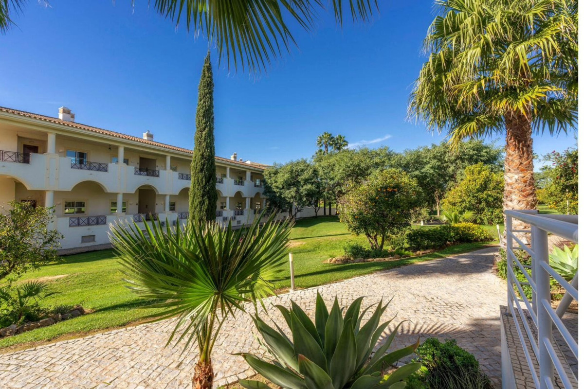 Colina Verde Resort