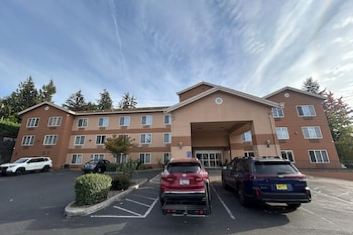 COMFORT SUITES PORTLAND SOUTHWEST