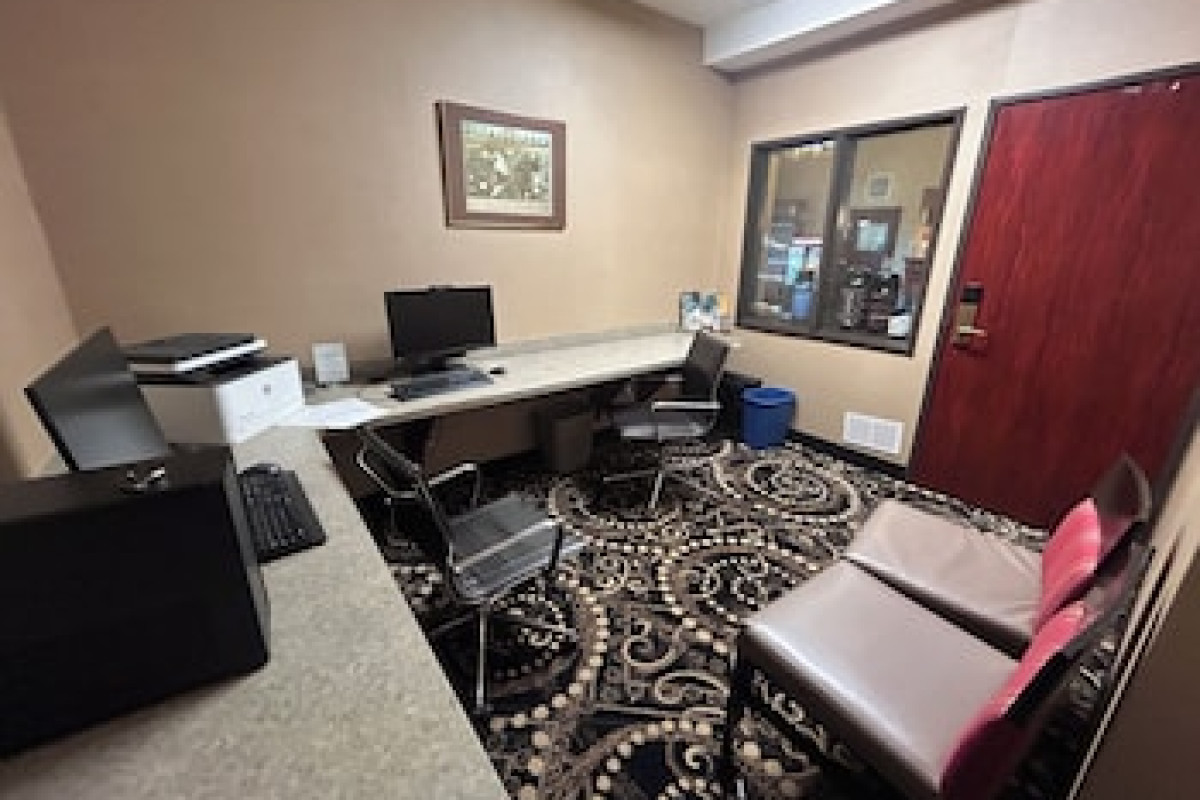 COMFORT SUITES PORTLAND SOUTHWEST