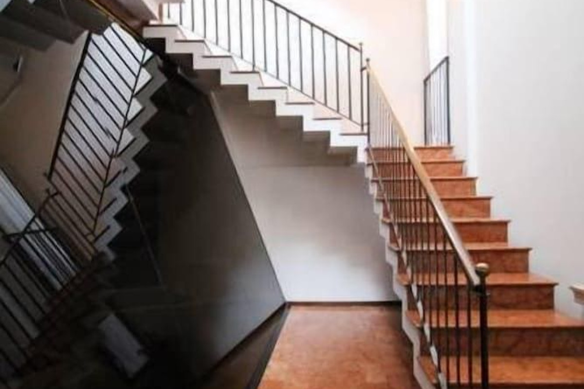 Comfortable Apartment Cavour Square