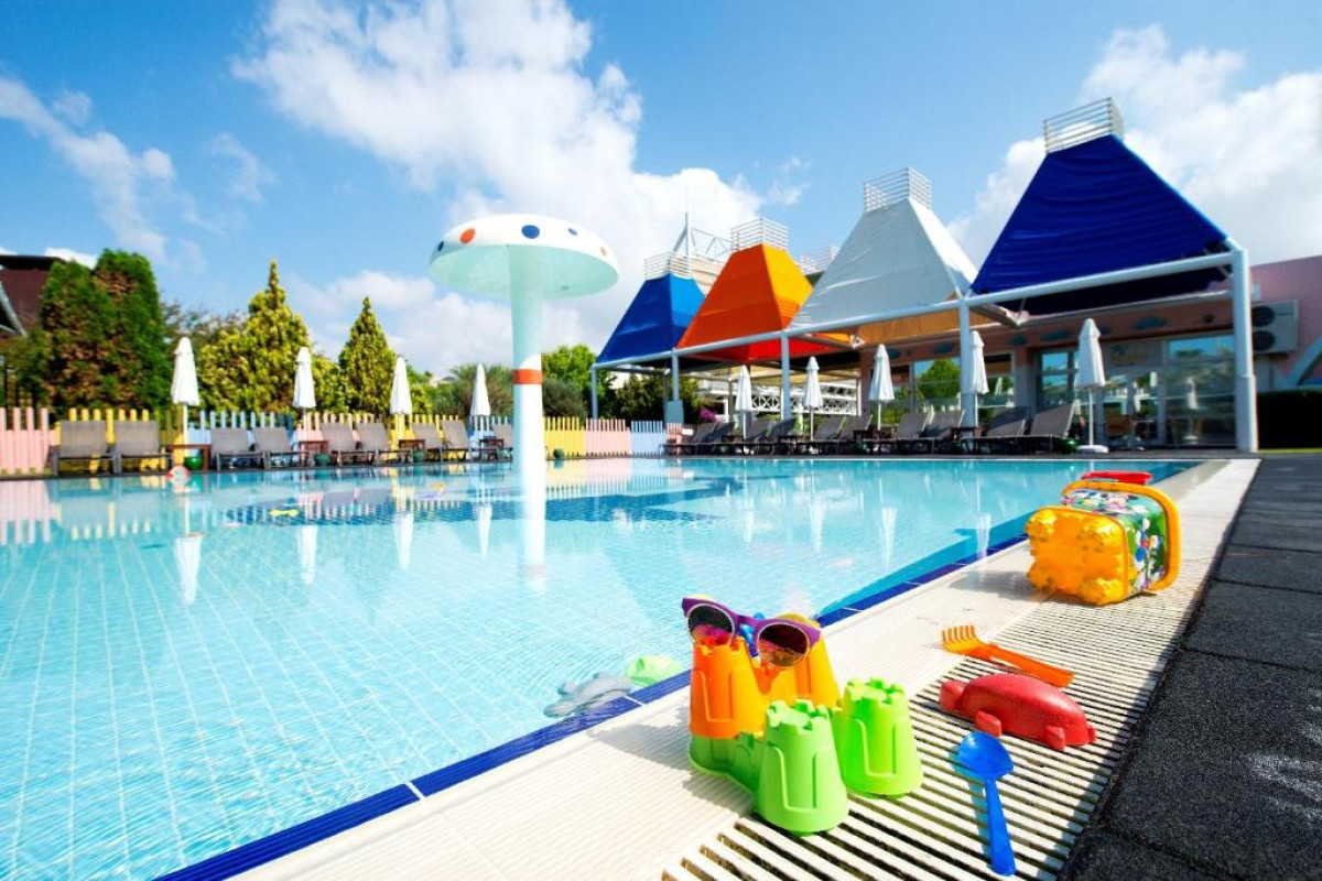 CONCORDE DE LUXE RESORT