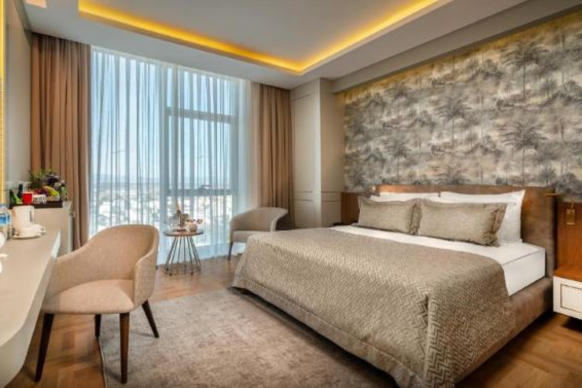 CONCORDE TOWER HOTEL