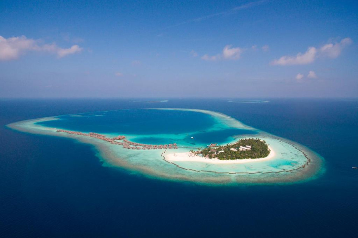 Constance Halaveli Resort