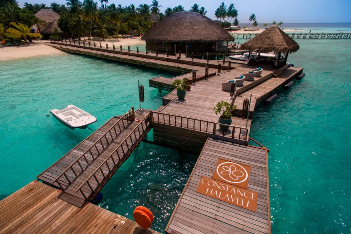 Constance Halaveli Resort