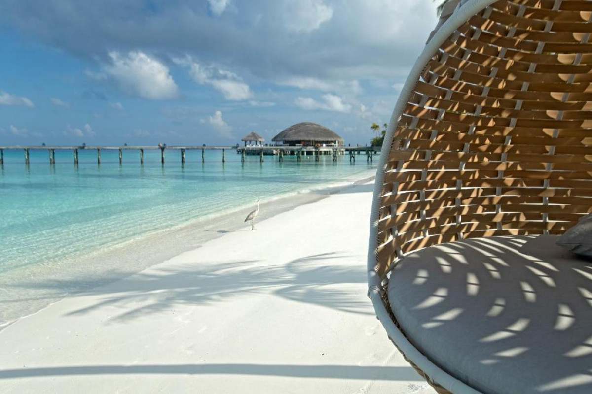 Constance Halaveli Resort