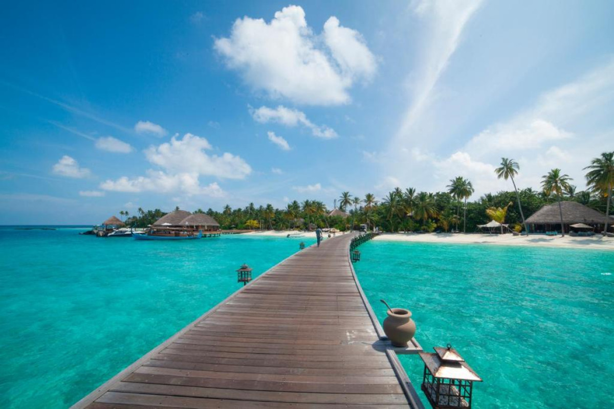 Constance Halaveli Resort