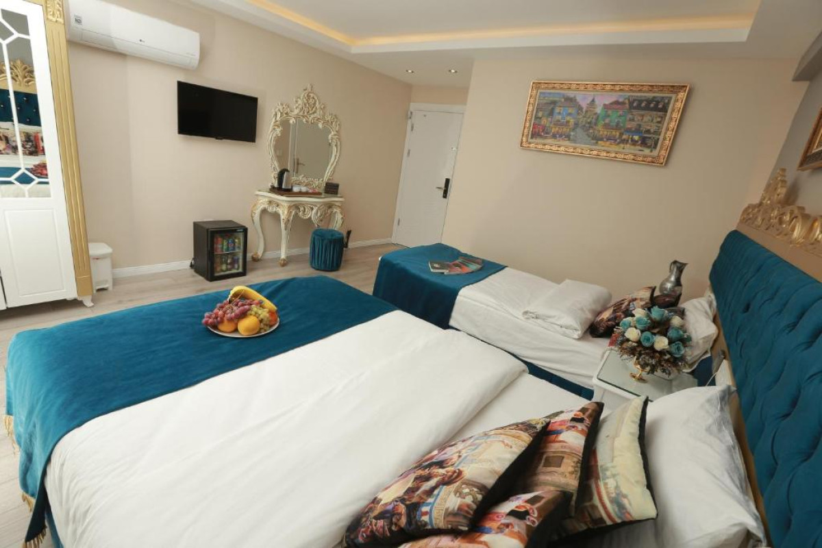 CONSTANTINOPOLIS HOTEL