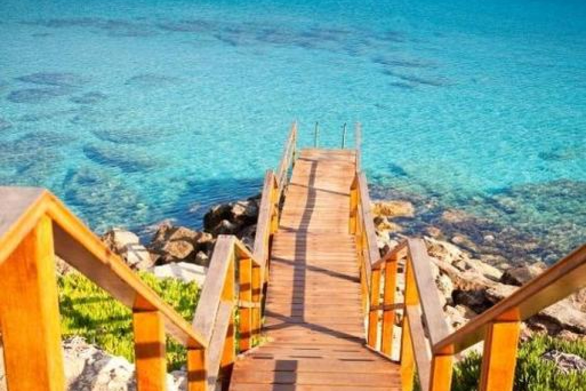 Hotel Constantinos The Great Beach