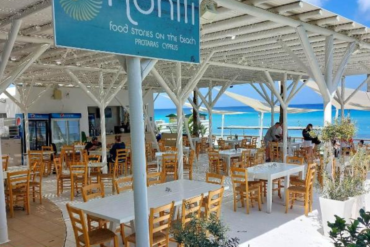 Hotel Constantinos The Great Beach