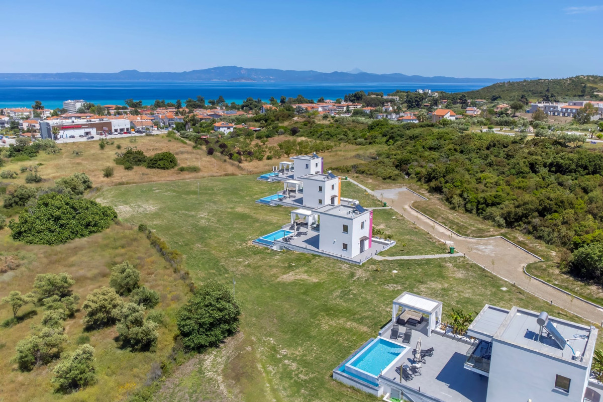 Continent Villas