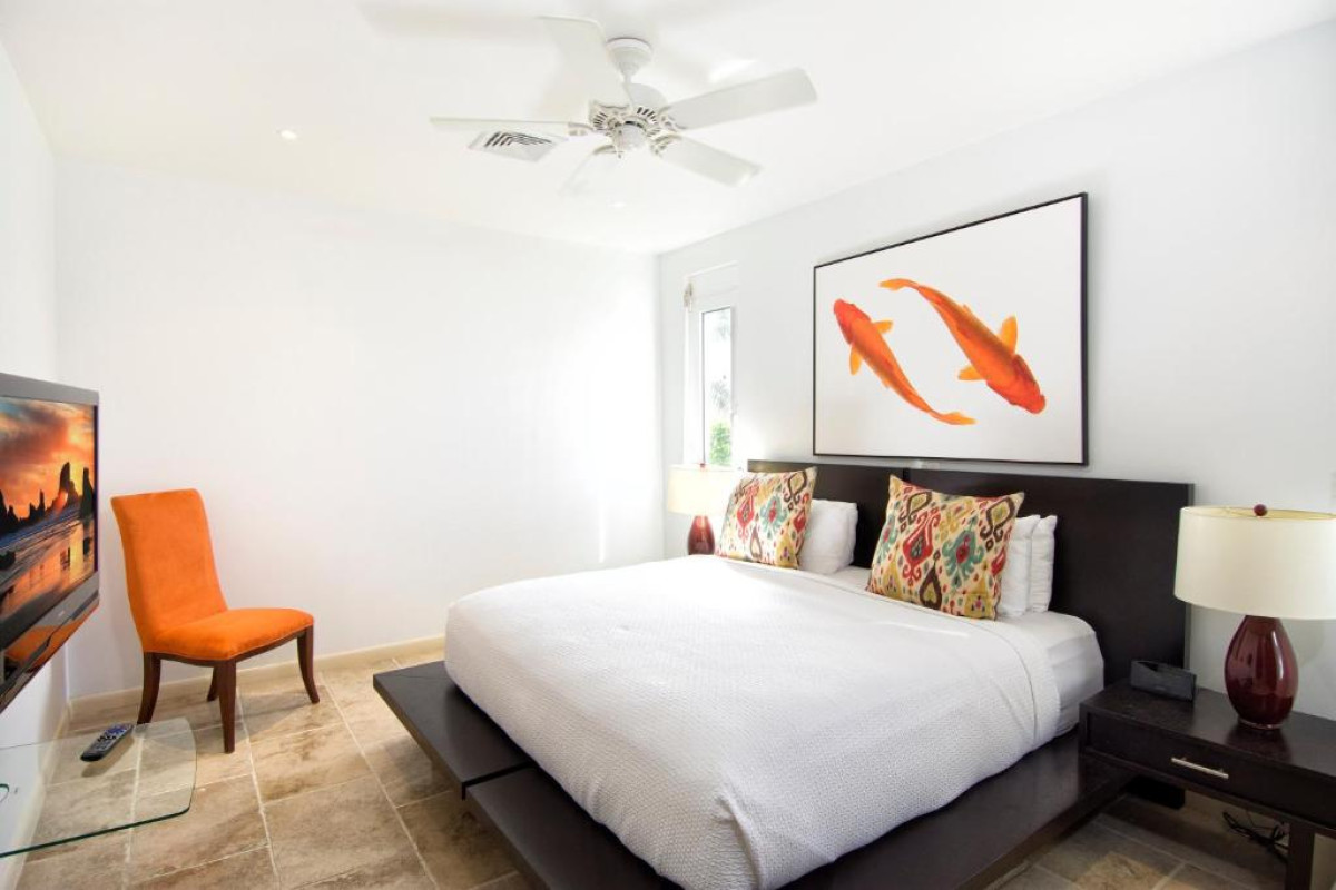 Coral Beach Club Villas & Marina