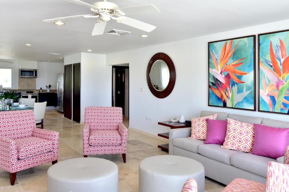 Coral Beach Club Villas & Marina