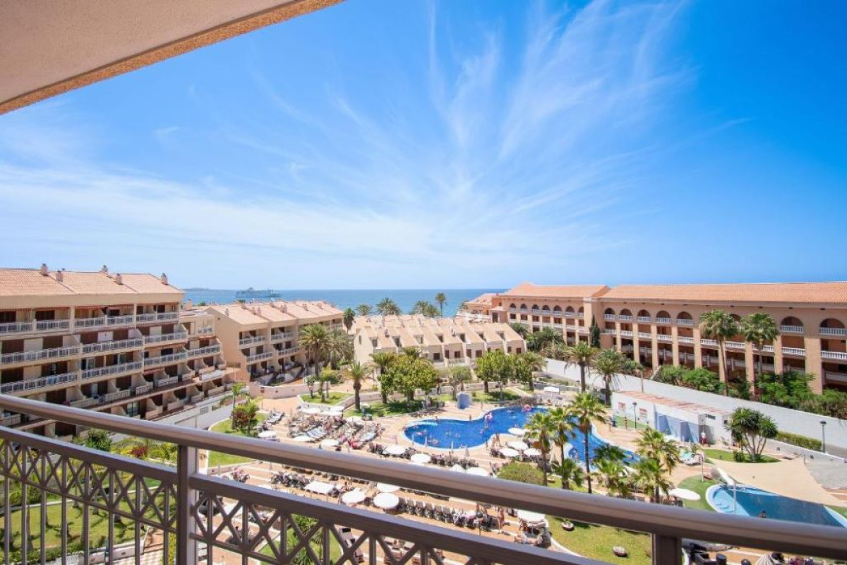 CORAL COMPOSTELA BEACH HOTEL