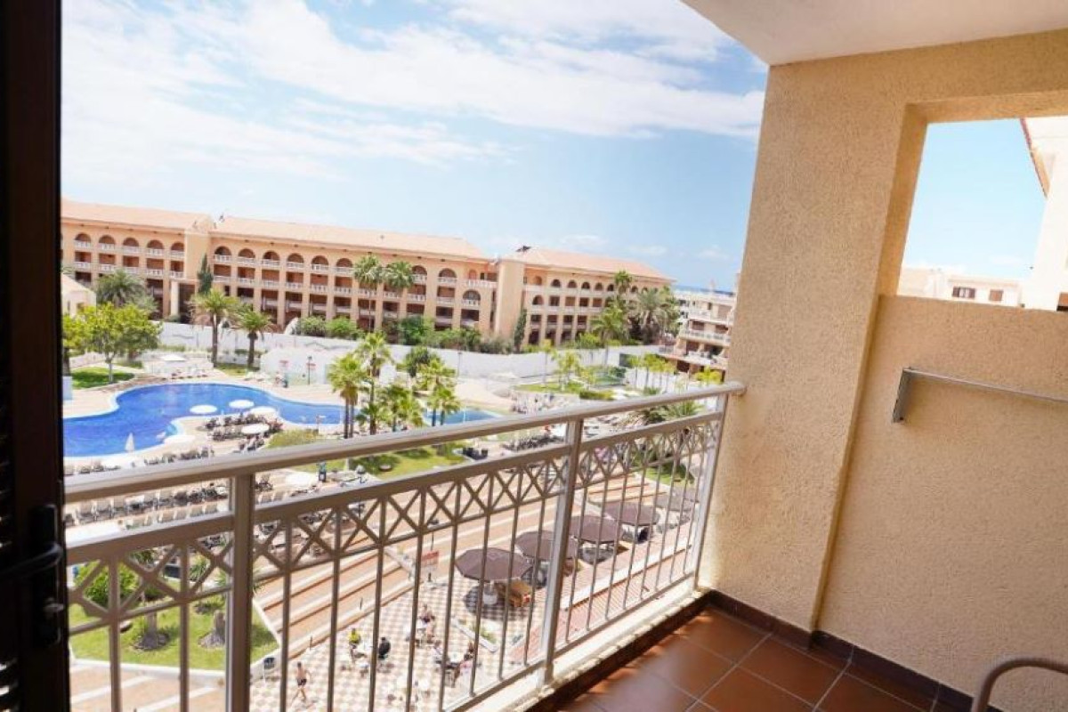 CORAL COMPOSTELA BEACH HOTEL