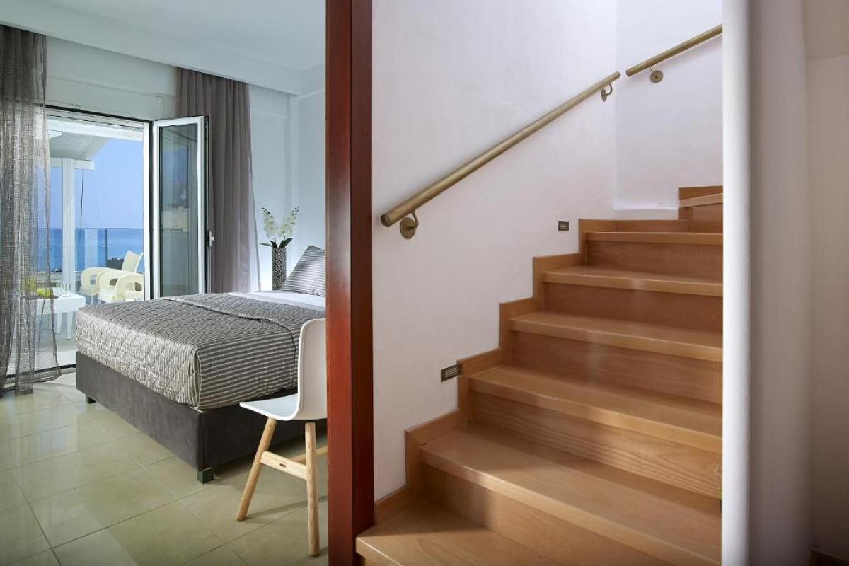 Coral Hotel - Hotelia Hospitality Group
