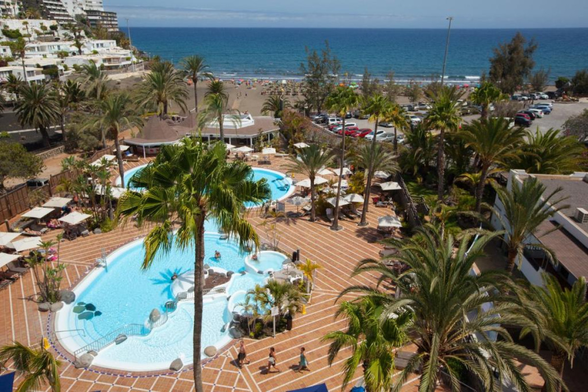 Hotel Corallium Beach by Lopesan
