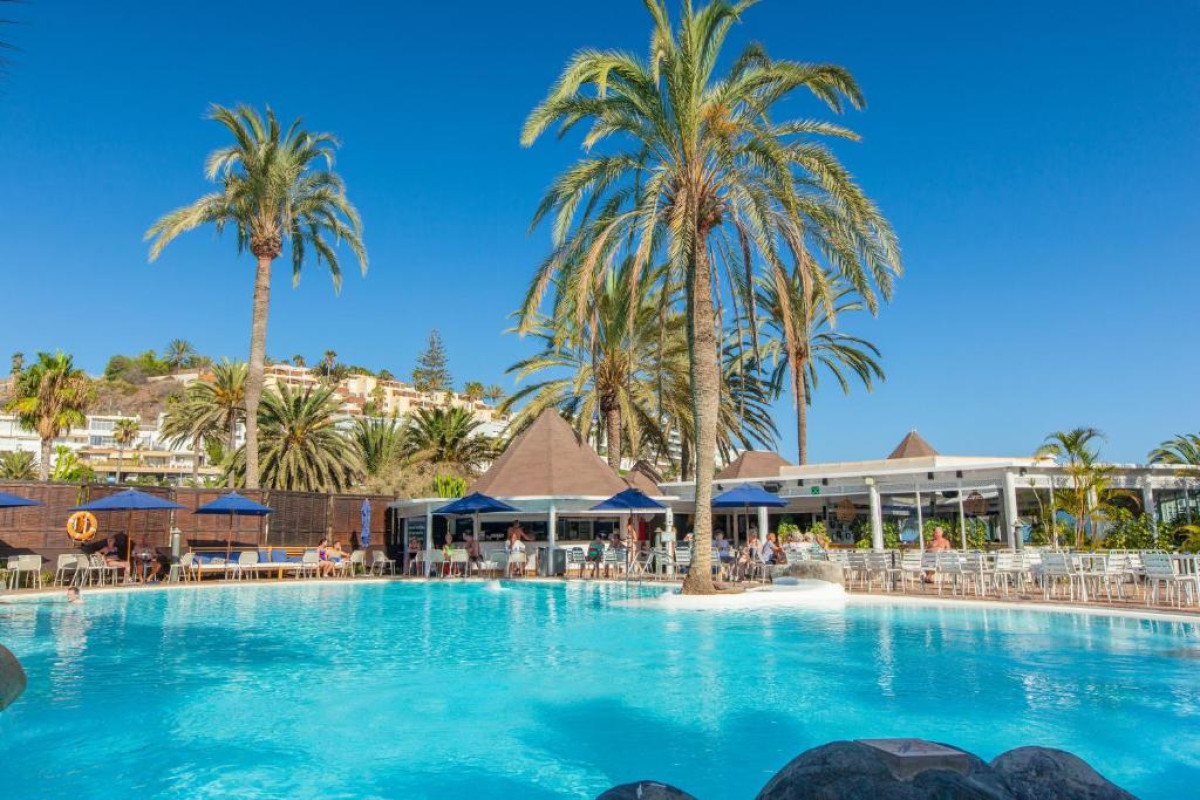 Hotel Corallium Beach by Lopesan