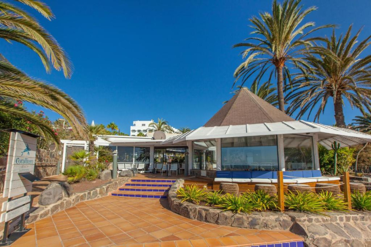 Hotel Corallium Beach by Lopesan