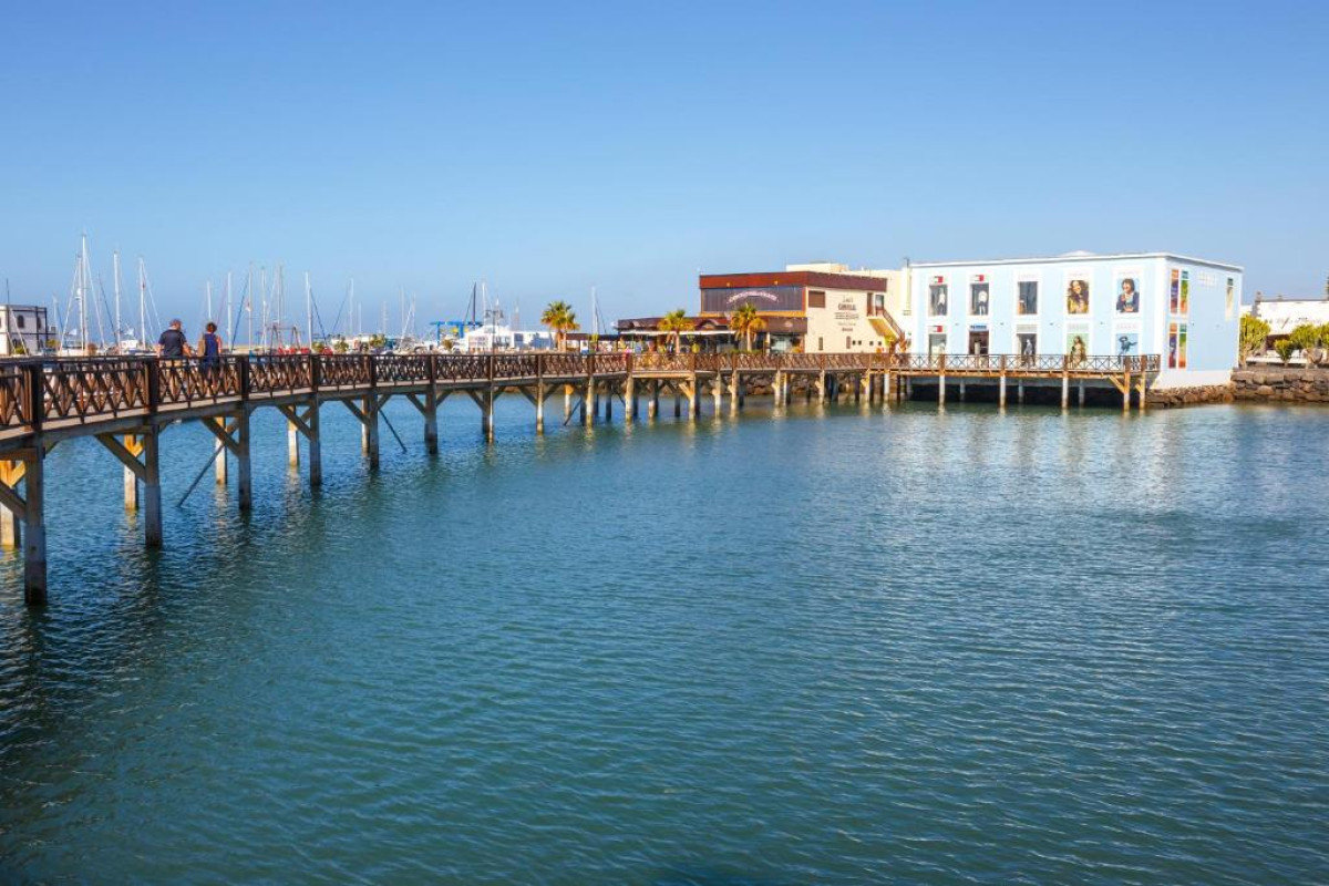 Cordial Marina Blanca